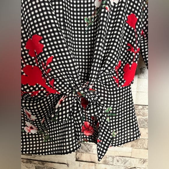 Express Shirt - Picture 2 of 8